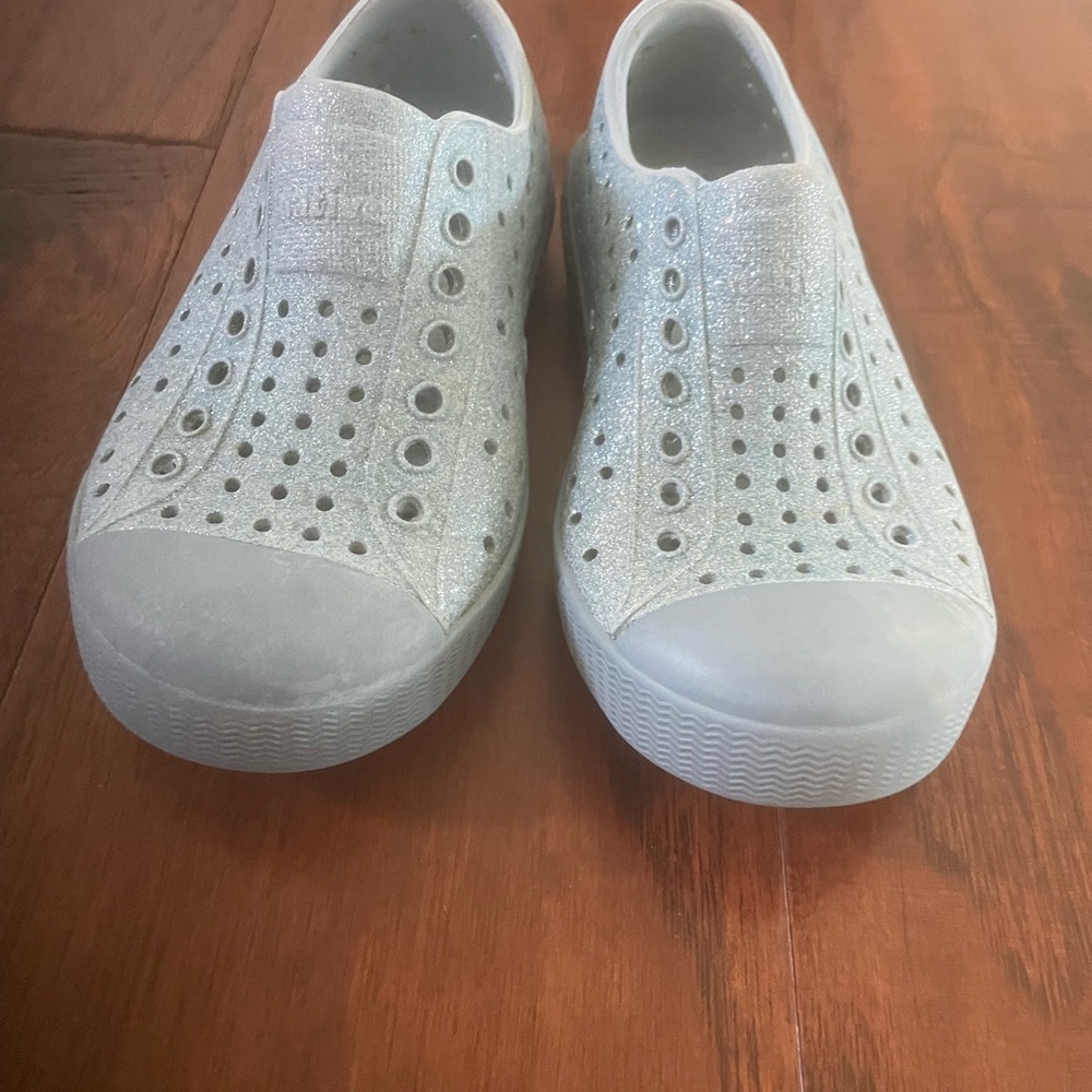 Native Jefferson Glitter Slip-On Casual Shoes - light blue and silver glitter